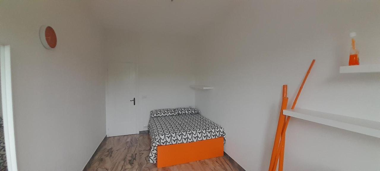Hotel I Feel Orange Legnano Exterior foto