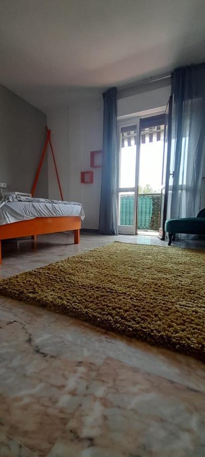 Hotel I Feel Orange Legnano Exterior foto